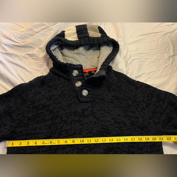 Men's Blue Knit Hooded Sweater - Picture 4 of 7